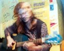 Syl backstage acoustic blur